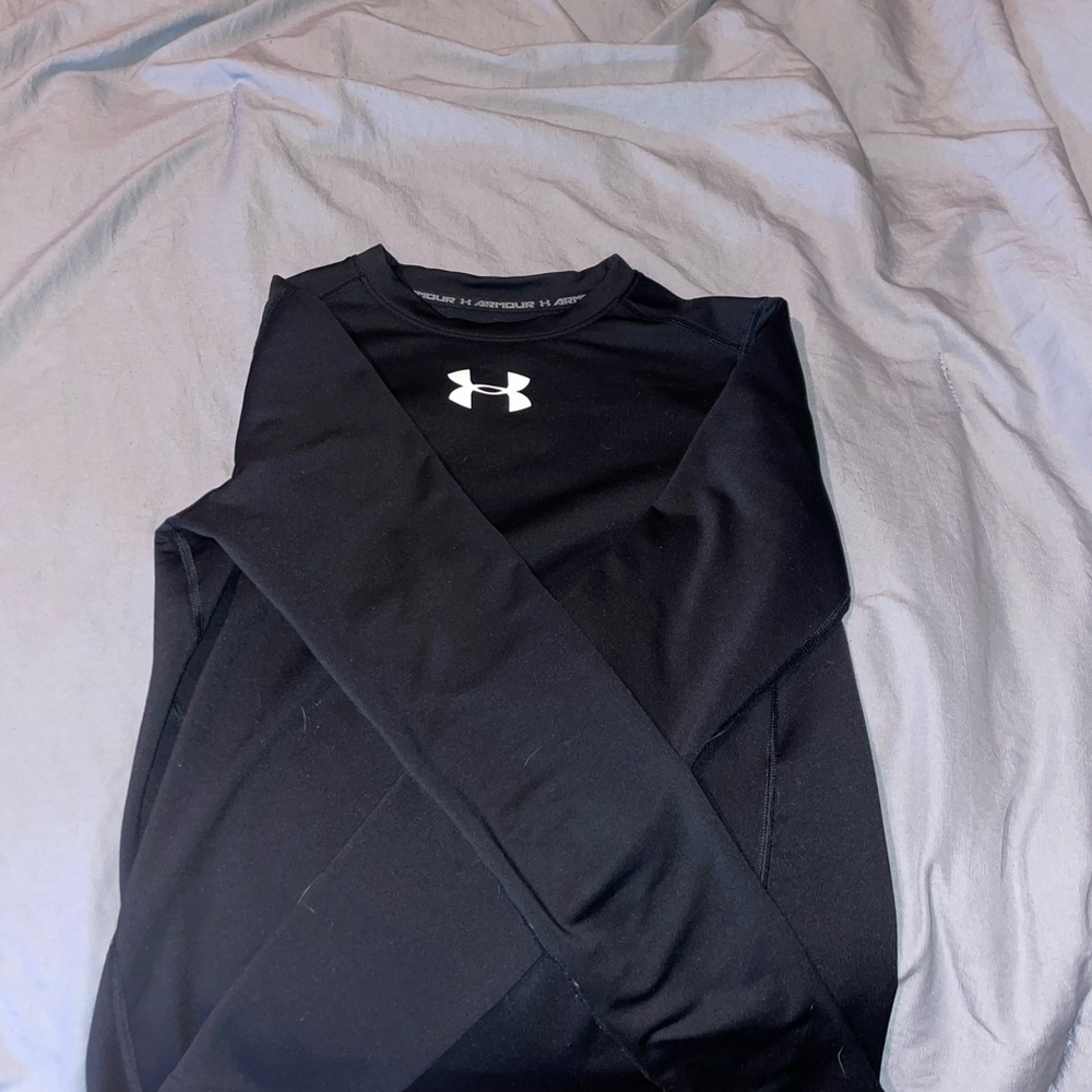 Under Armour Black Long Sleeve Shirt
